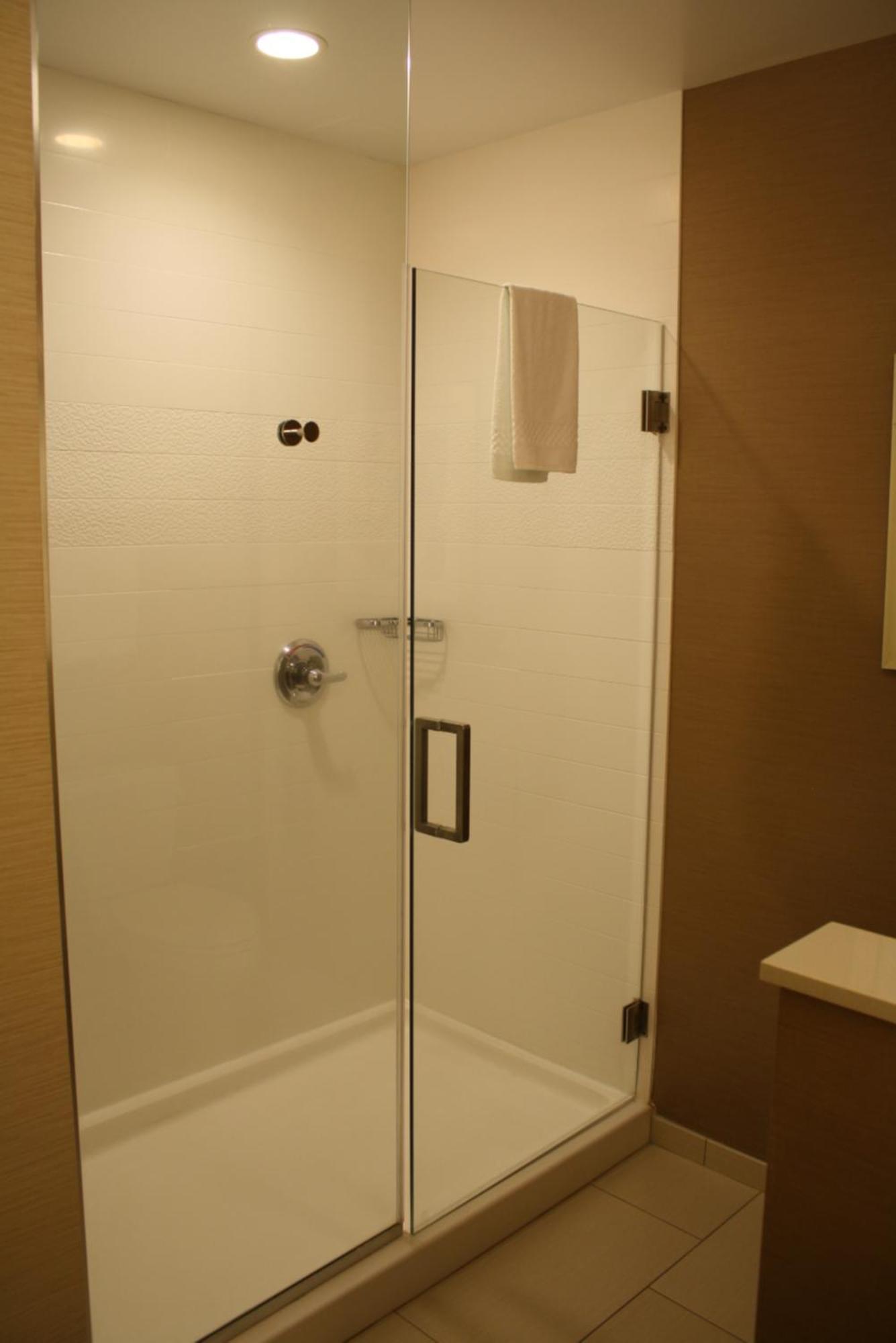 Fairfield & By Marriott Detroit Lakes