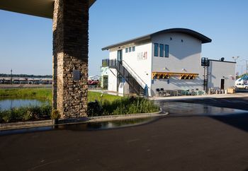 Hotel Fairfield & By Marriott 3*